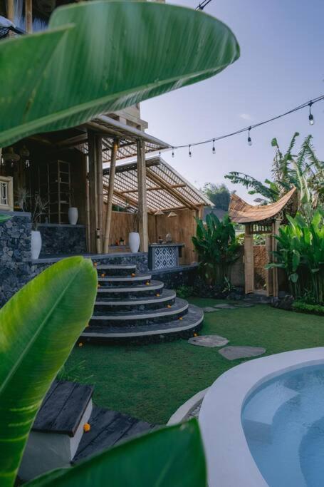 Makerti Bali~Bamboo House Villa Selat Exterior photo