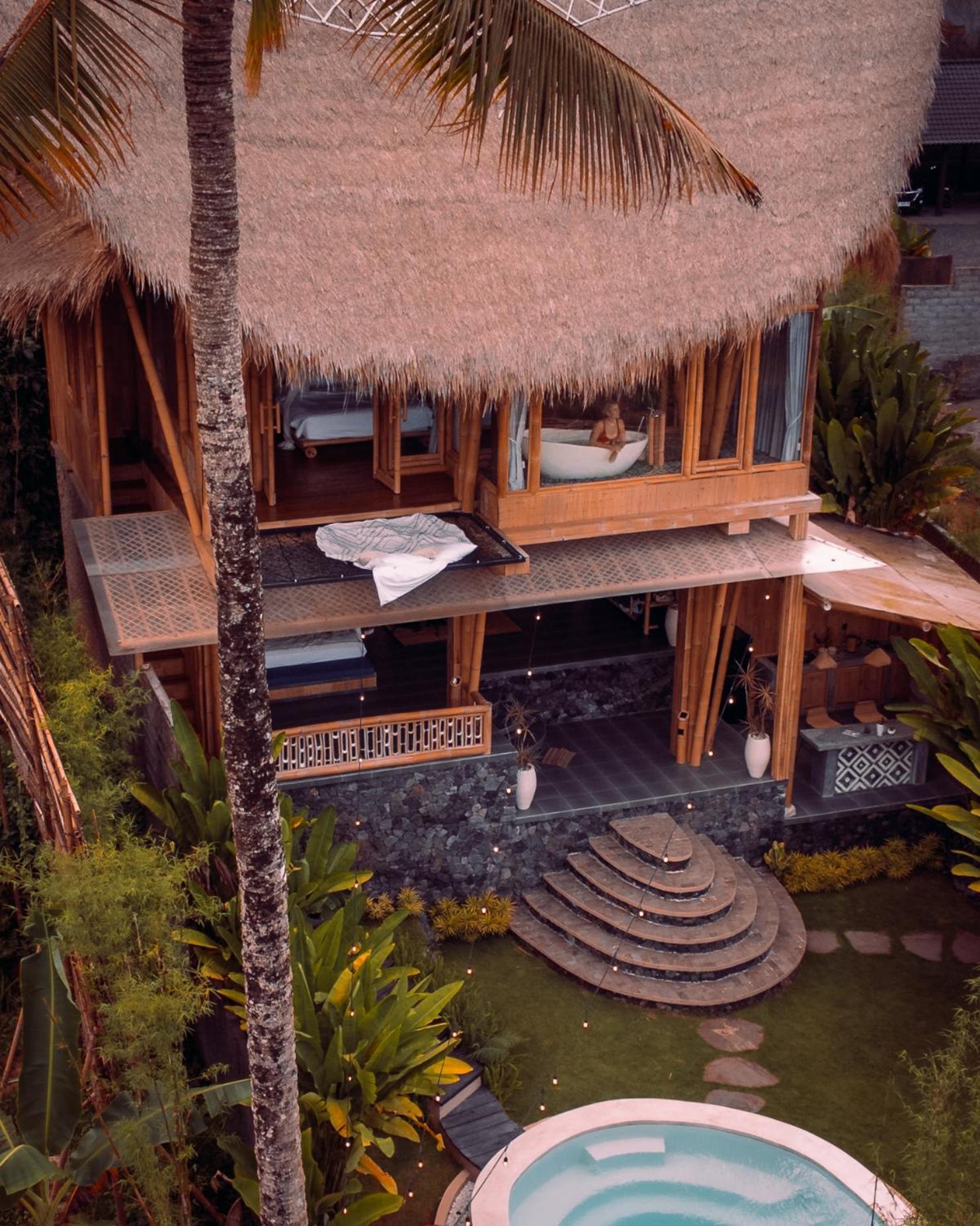 Makerti Bali~Bamboo House Villa Selat Exterior photo